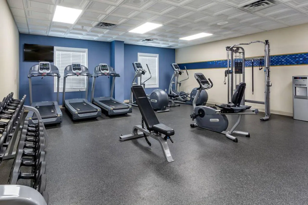 Hampton Inn & Suites Edmonton/West 3*, Edmonton
