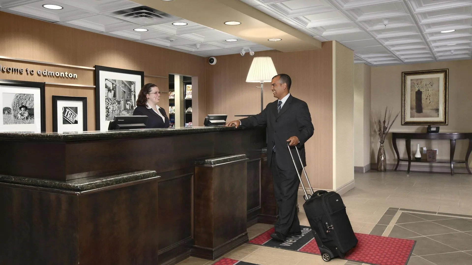 Hampton Inn & Suites Edmonton/West Hotel