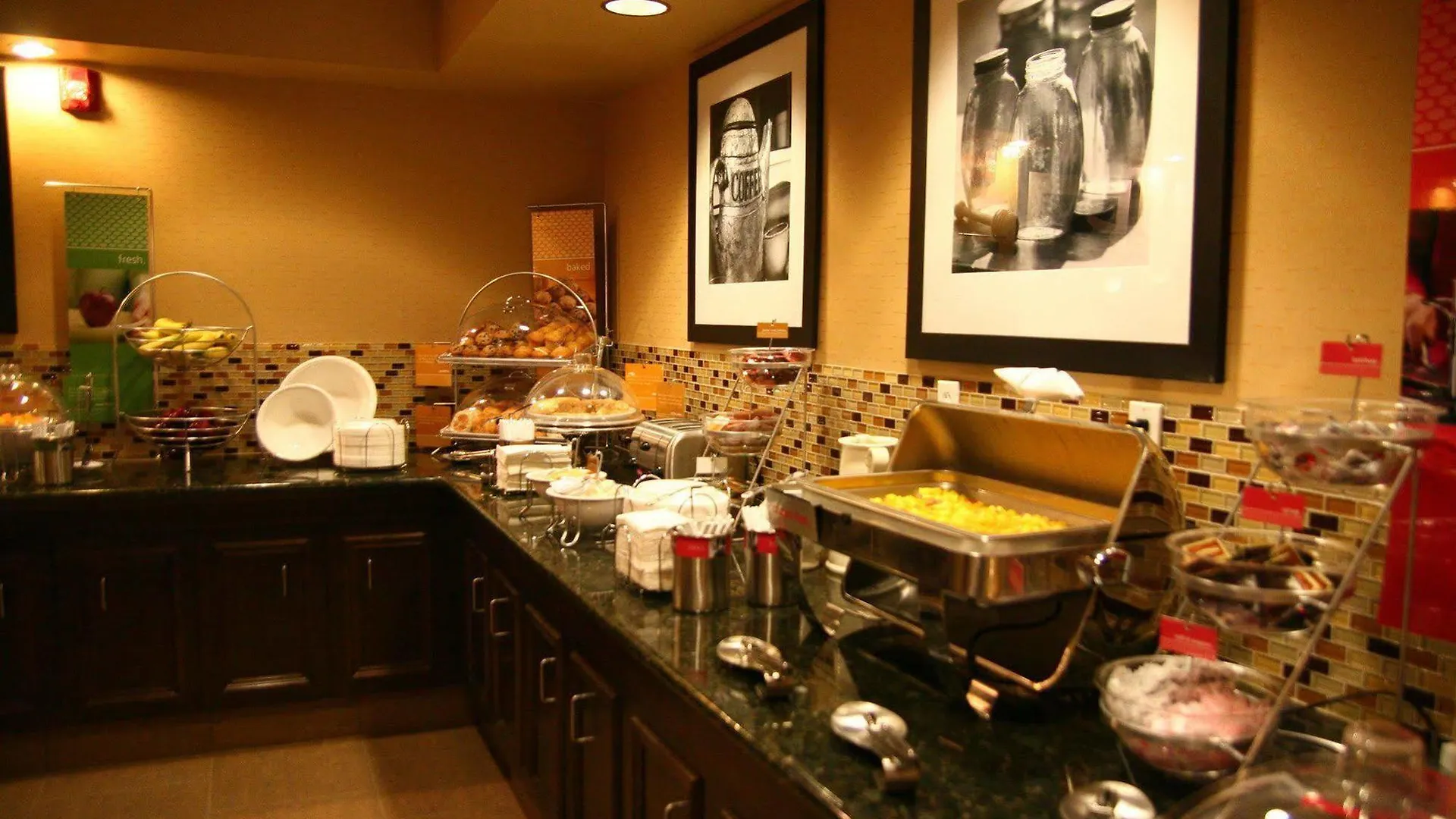 Hampton Inn & Suites Edmonton/West Hotel Edmonton