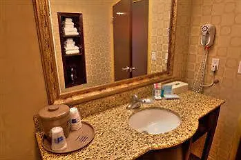 Hampton Inn & Suites Edmonton/West Ξενοδοχείο