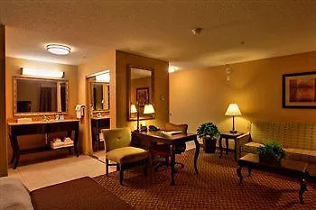 Hampton Inn & Suites Edmonton/West 3*, Edmonton